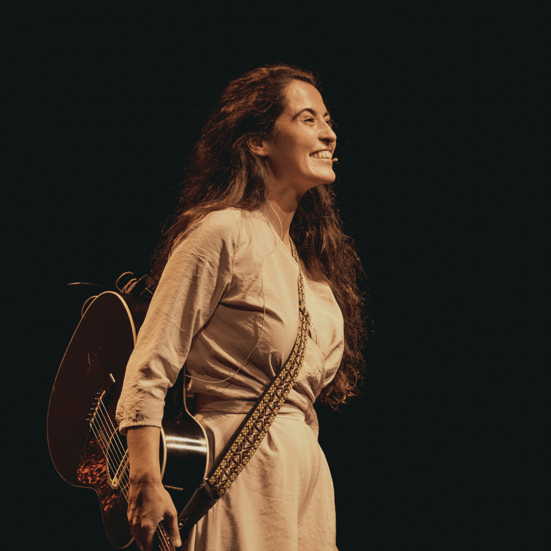 SÍLVIA PÉREZ CRUZ ANUNCIA NUEVO ÁLBUM Y GIRA PARA 2023