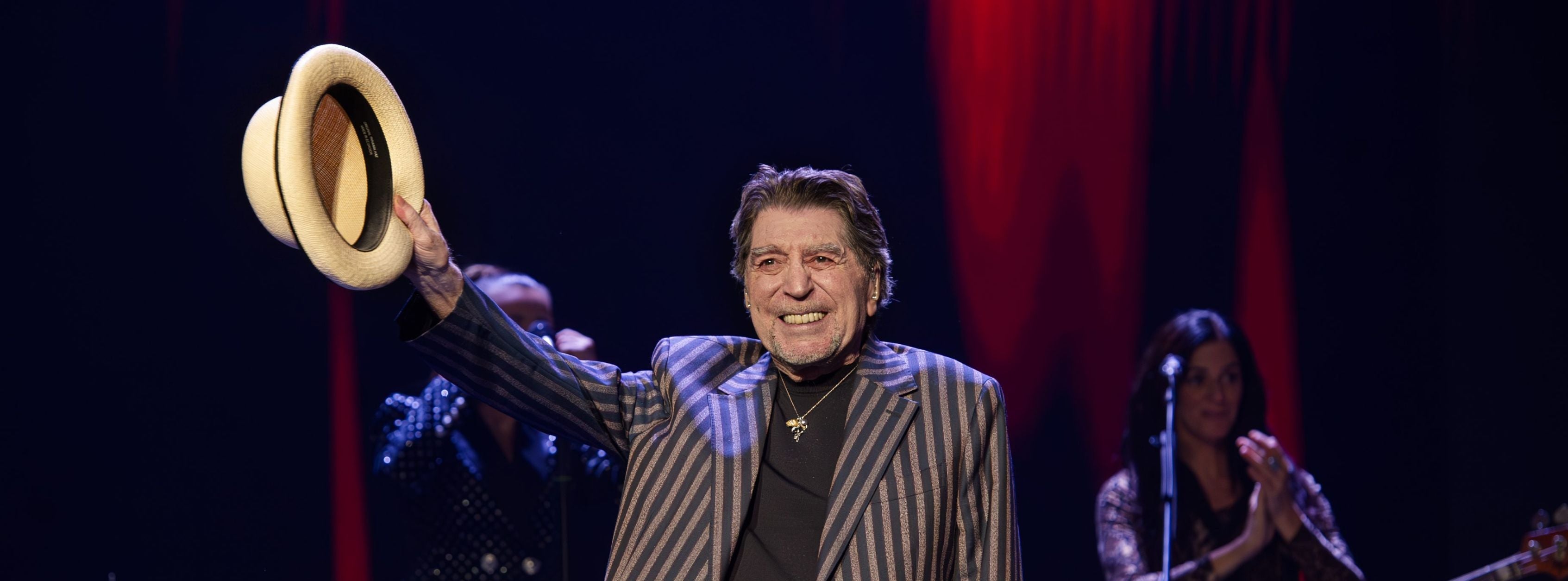 Joaquín Sabina inmortaliza su despedida en “Hola y Adiós” : Un doble álbum en directo de su último concierto