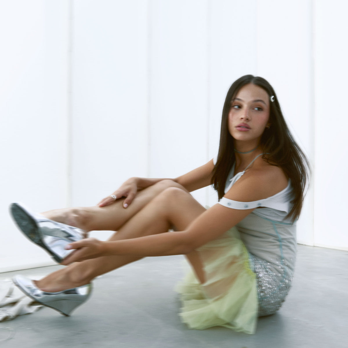 Claudia Arenas presenta “Nadie es para ti”, su nueva canción