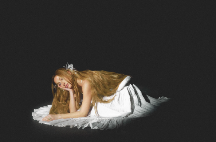 BELÉN AGUILERA JUEGA CON LA FANTASÍA Y LA MITOLOGÍA EN ‘ECLIPSE/SALVAMENTO’, SU DOBLE LANZAMIENTO