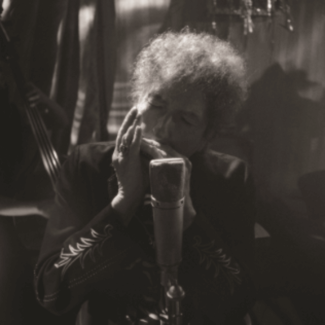 BOB DYLAN publica Shadow Kingdom  El primer adelanto Watching the River Flow ya está disponible en SMFSTORE
