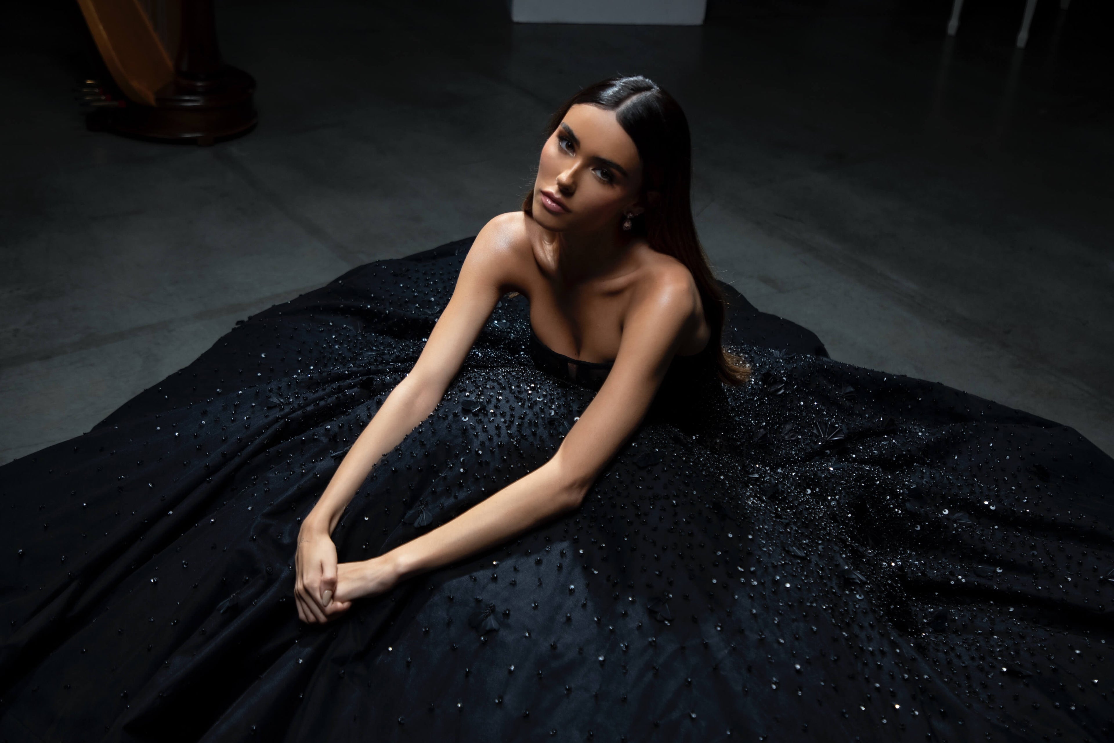 Madison Beer publica nuevo álbum 'Silence Between Songs' disponible mañana en SMFSTORE