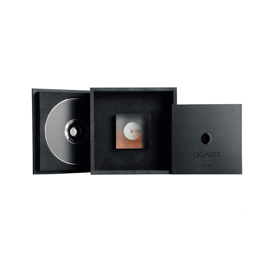 Gigante CD Caja Deluxe Leiva en Sony Music Store