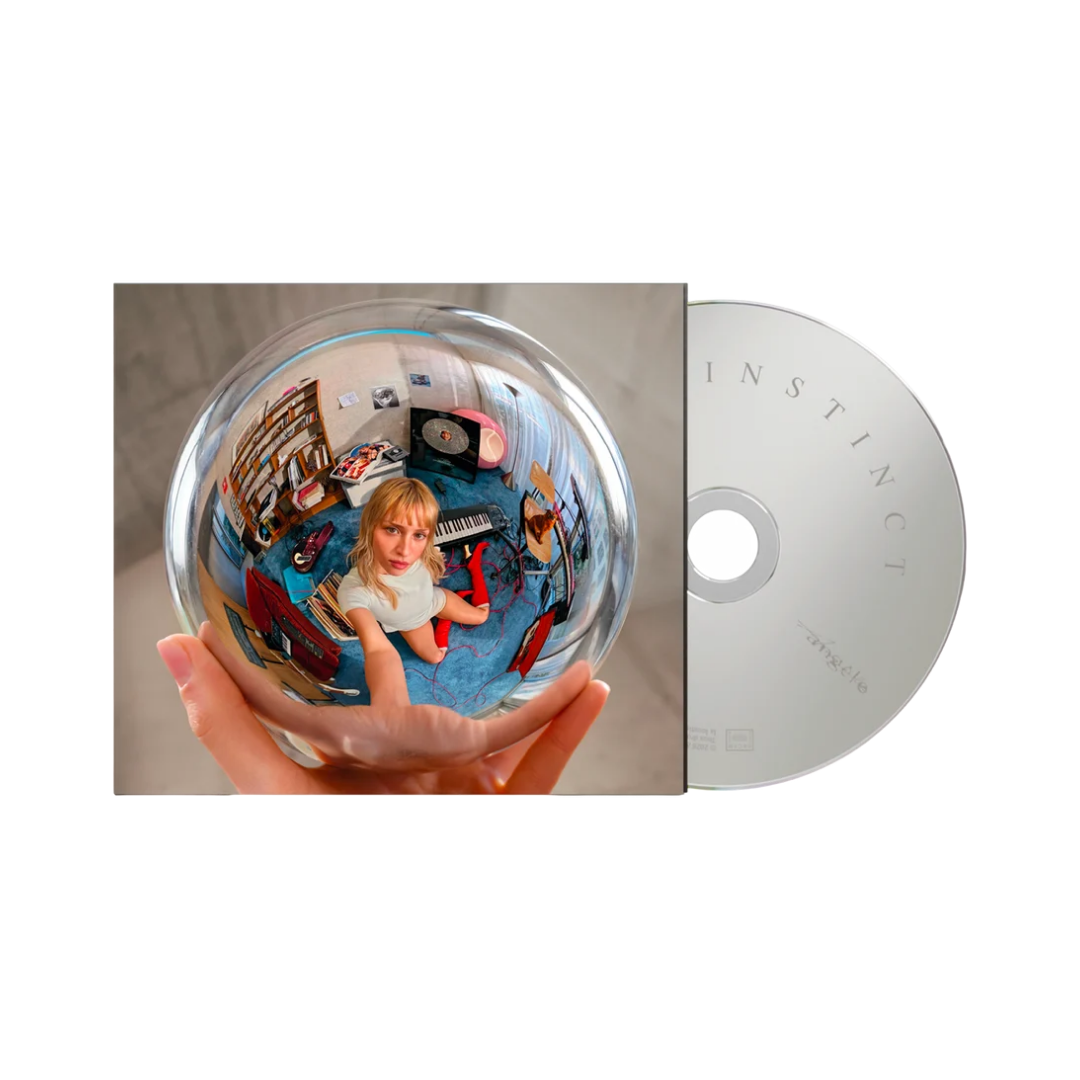 Instinct CD Angèle en Sony Music Store