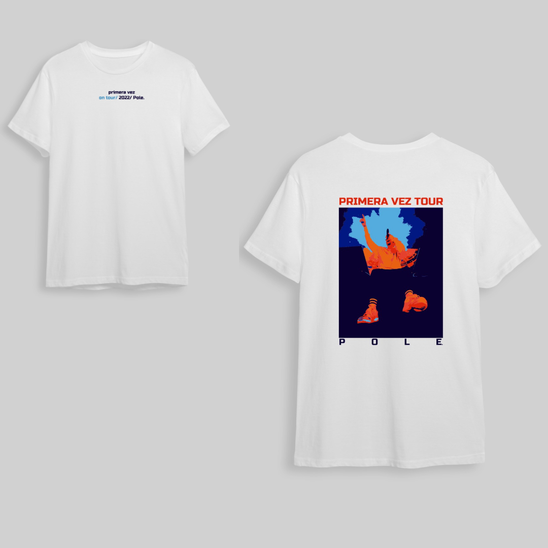 Camiseta blanca Por Primera Vez Merch oficial Pole en SMFSTORE